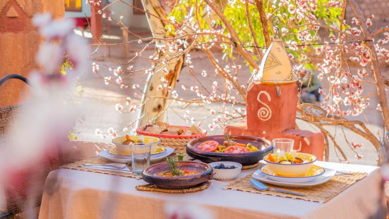 Riad Kasbah Des Roches Akhendachou n'Ait Ouffi エクステリア 写真