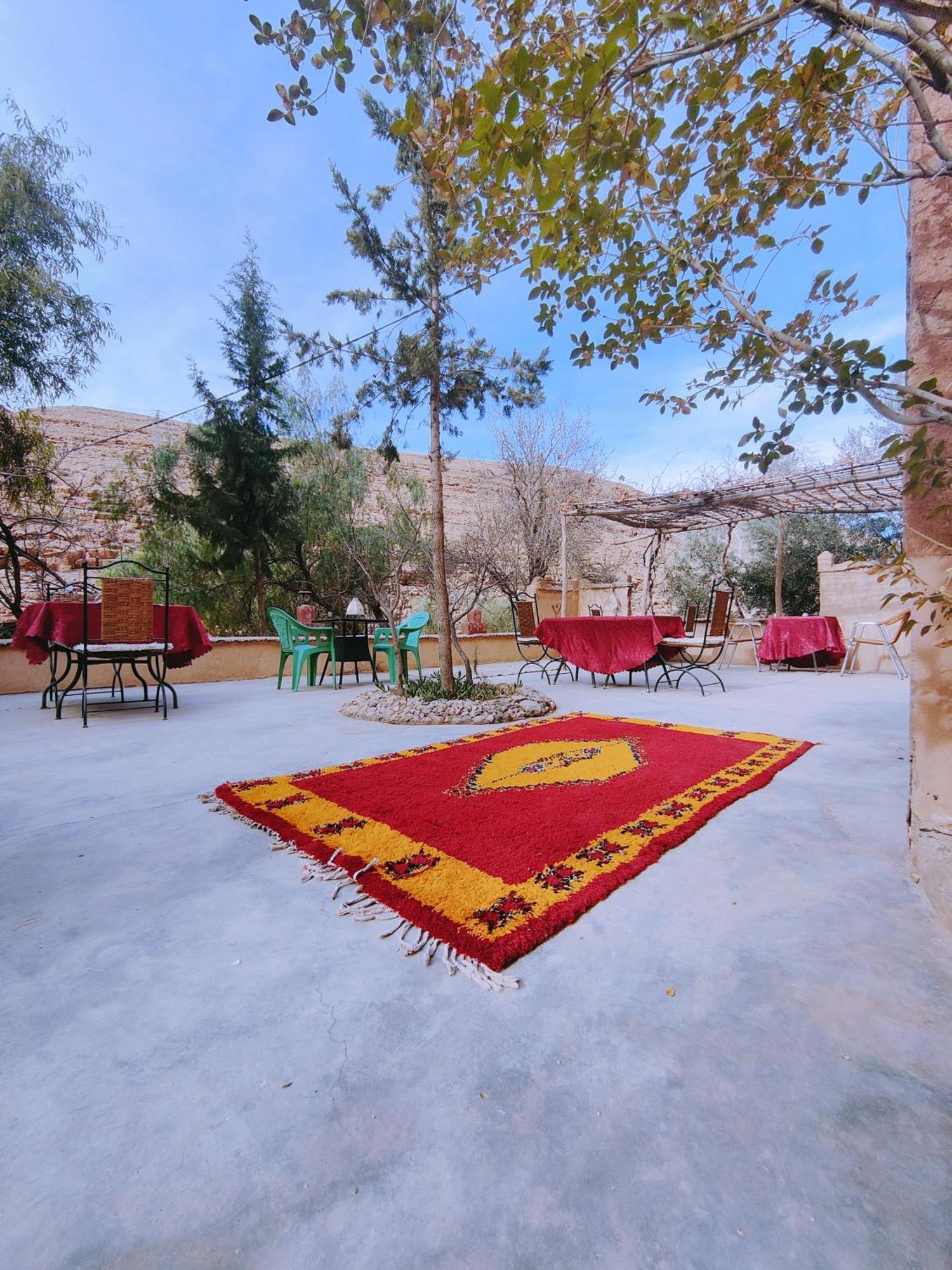 Riad Kasbah Des Roches Akhendachou n'Ait Ouffi エクステリア 写真