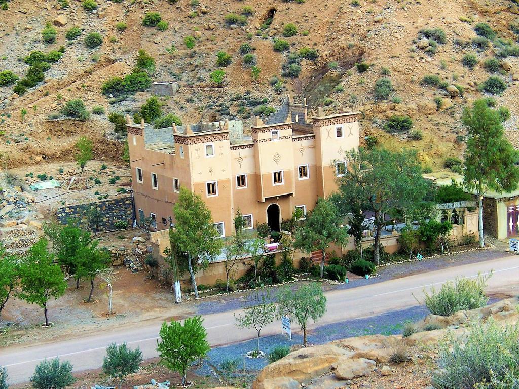 Riad Kasbah Des Roches Akhendachou n'Ait Ouffi エクステリア 写真